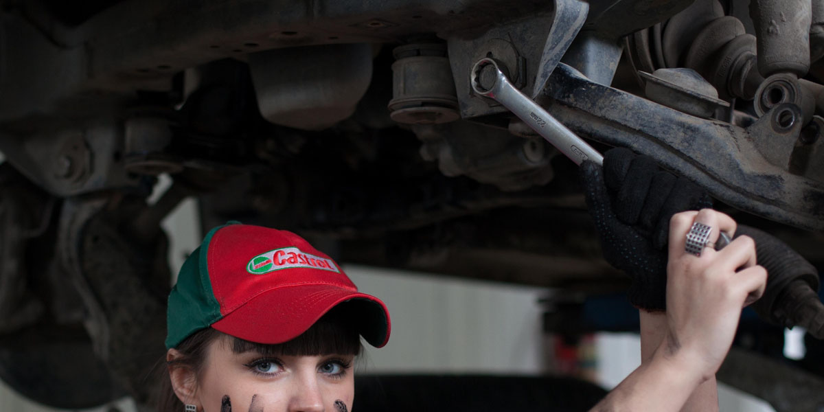 How to Find Out if it’s Time for An Oil Change